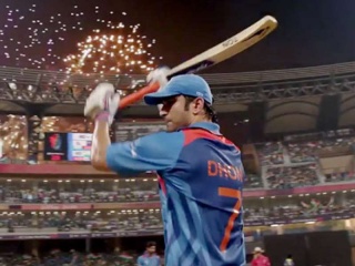 Биографическая драма о знаменитом игроке в крикет собирает огромную кассу в индийском прокате