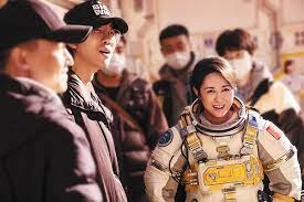Фантастическая комедия "Лунный человек" идет к третьей кряду победе в Китае