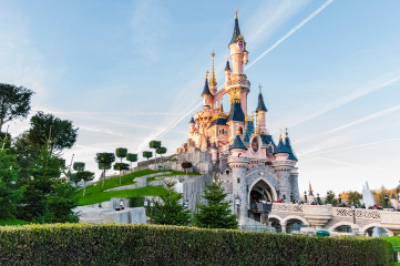 Disney пока не собирается строить развлекательный парк в России