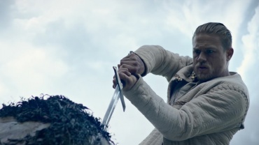 Трейлер эпического экшена "Король Артур" режиссёра Гая Ричи с фестиваля Comic-Con