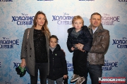 Борис Асриев (Киномакс) с семьей 