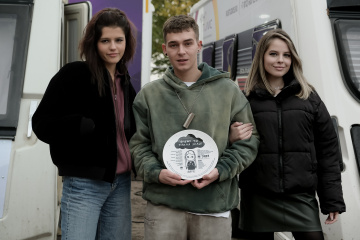 Карен Оганесян снимет новый оригинальный сериал Okko по сценарию Дарьи Грацевич Карен Оганесян снимет новый оригинальный сериал Okko по сценарию Дарьи Грацевич