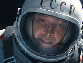 «Время первых» - перед Днем космонавтики (Обзор новинок уик-энда 6 - 9 апреля)