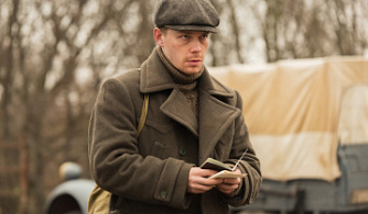 Роман Евдокимов и Ксения Трейстер снимаются в ретродетективе «Чужой город»