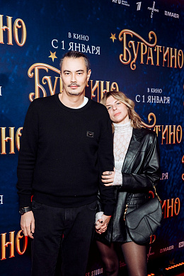 22/34  - Премьера фильма БУРАТИНО