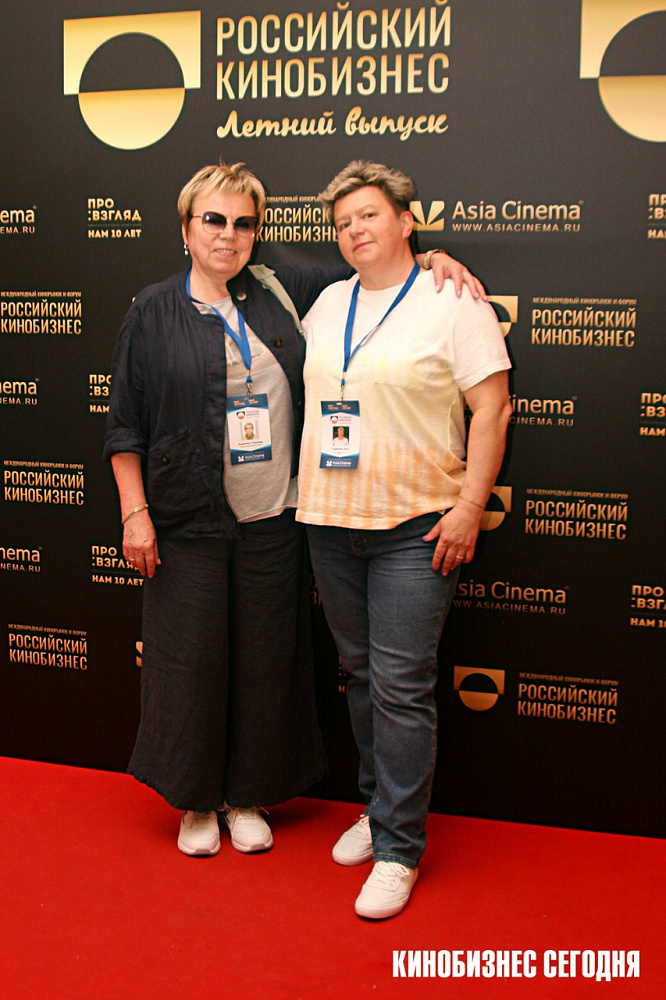 Надежда Андриевич (ГБУК КО ДНТиК Центральный) <br />
и Анна Гладилина (World Pictures)