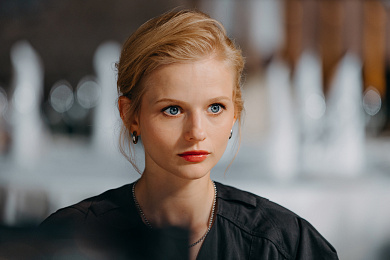 5/5  - Кадры из фильма: СЧАСТЛИВ, КОГДА ТЫ НЕТ