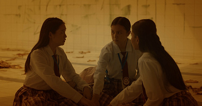 2/5  - Кадры из фильма: УИДЖА: ШЕПОТЫ МЕРТВЫХ