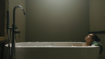 1/4  - Кадры из фильма: СОМНИЯ: КОШМАР ВЕРНУЛСЯ