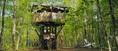 2/4  - Кадры из фильма: ПУНКТ НАЗНАЧЕНИЯ: НОВЫЙ АТТРАКЦИОН