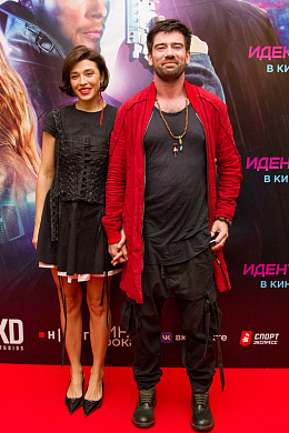 9/10  - Премьера фильма ИДЕНТИФИКАЦИЯ