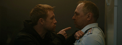 3/5  - Кадры из фильма: МАНГУЛ