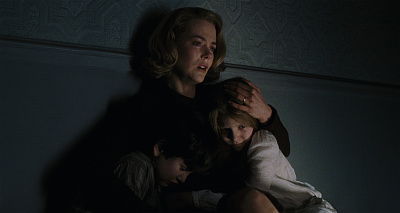 2/5  - Кадры из фильма: ДРУГИЕ