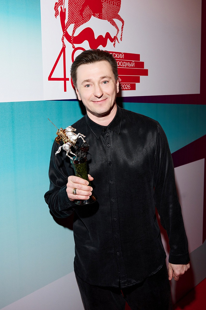 Сергей Безруков