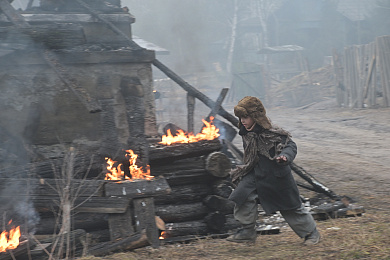 2/5  - Кадры из фильма: СПАСТИ БЕССМЕРТНОГО