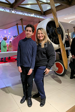 1/28  - Премьера фильма АВИАТОР