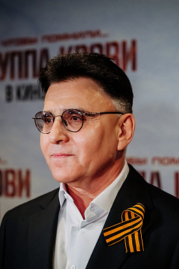 6/13  - Премьера фильма ГРУППА КРОВИ